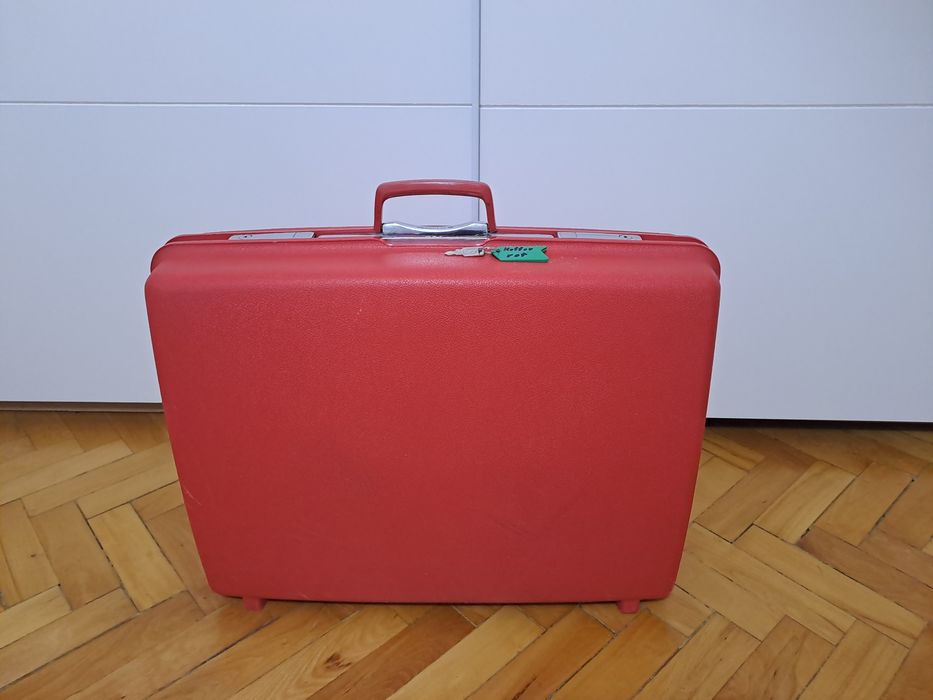 Valiza/geamantan Samsonite.