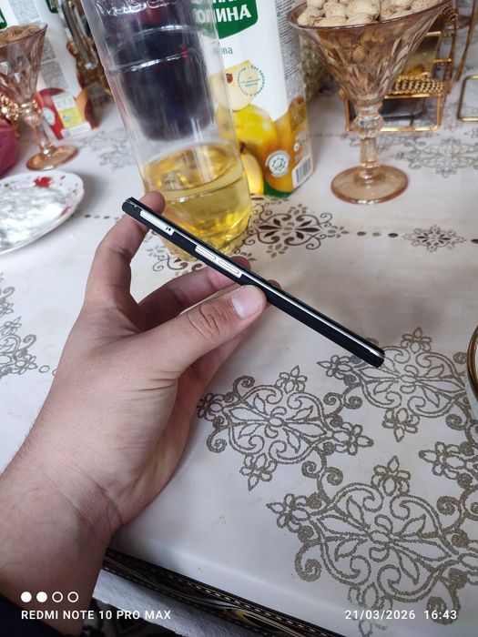 Holati ideal realme 9 sotiladi