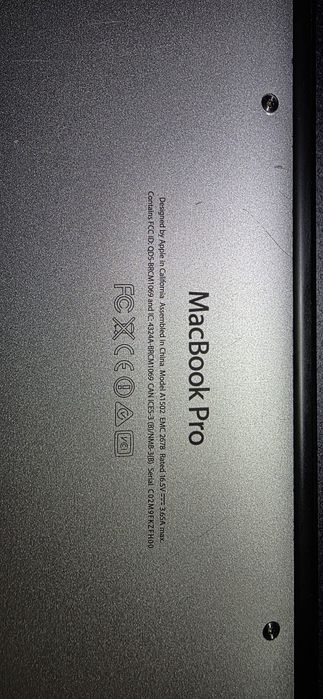 MacBook Pro Retina 13", 256 GB, ideal pentru studenti