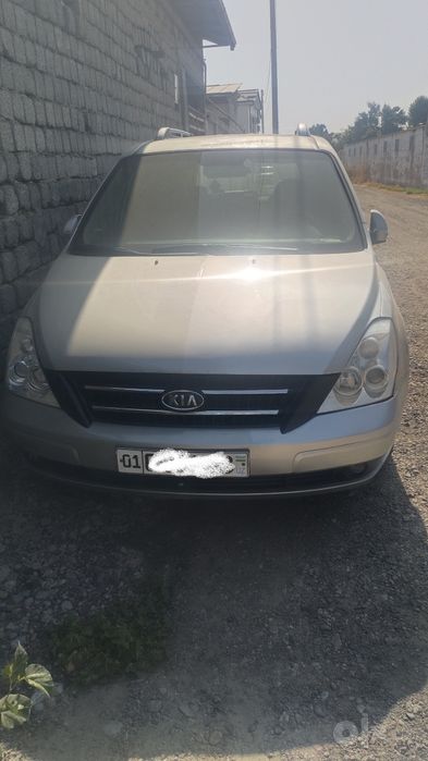 Kia carnival 2006 sotiladi