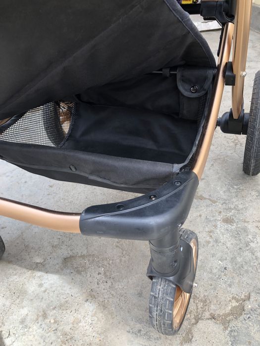 Продам детскую коляску.