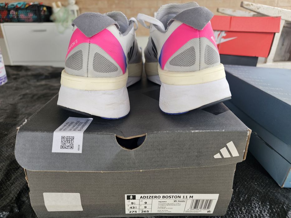 Pantofi sport pt alergat Adidas Adizero Boston 11  impecabili