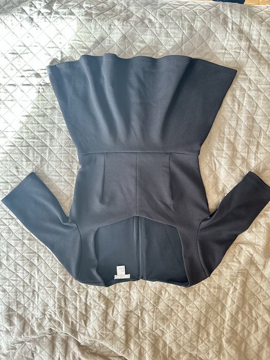 Черна, елегантна блуза