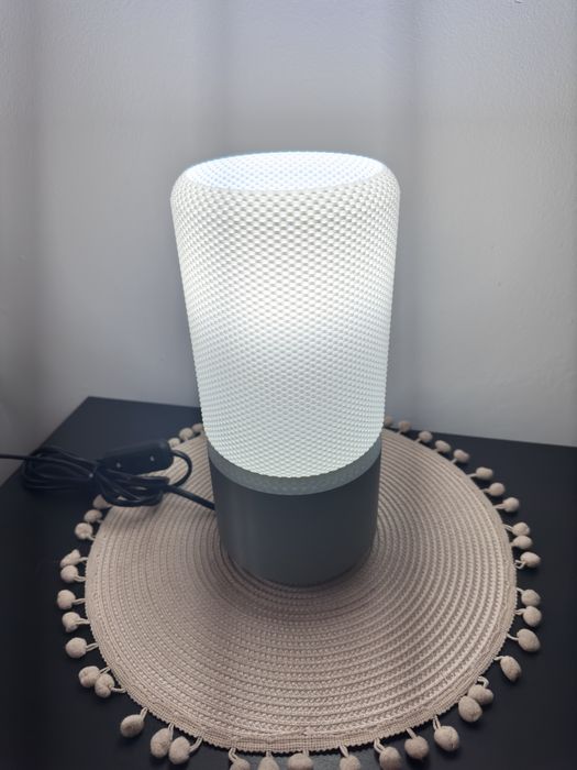 Настолна Лампа:  Модел Amber