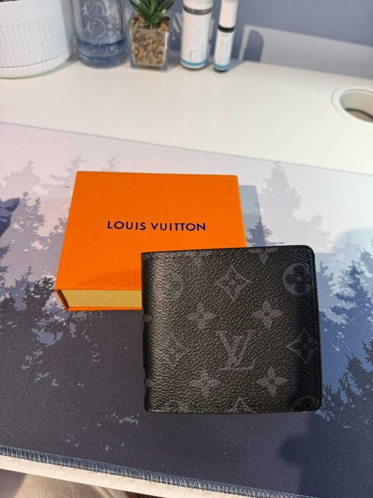 Louis Vuitton мъжки портфейл - Чисто нов