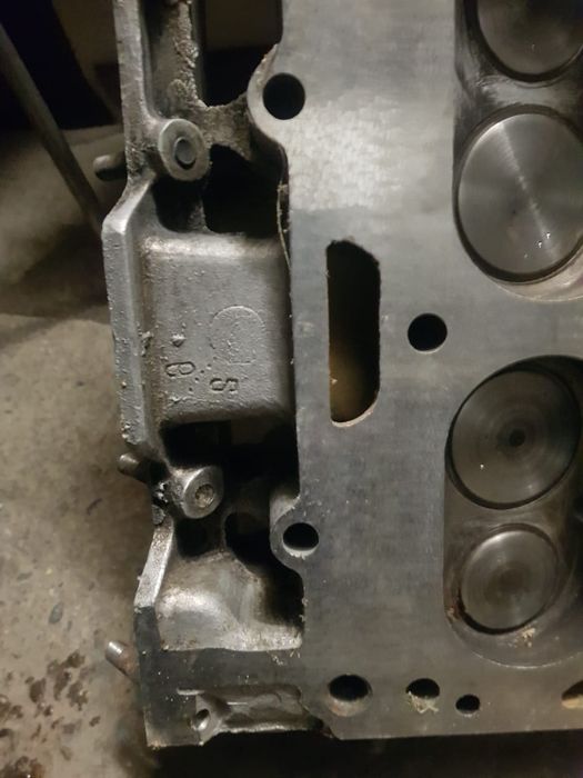 Продам головку блока Зил