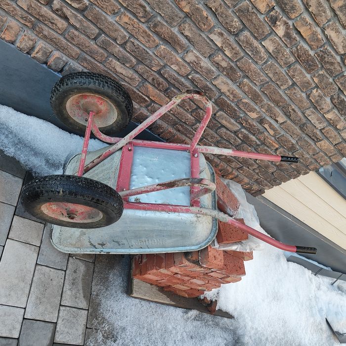 Тачка садовая бу