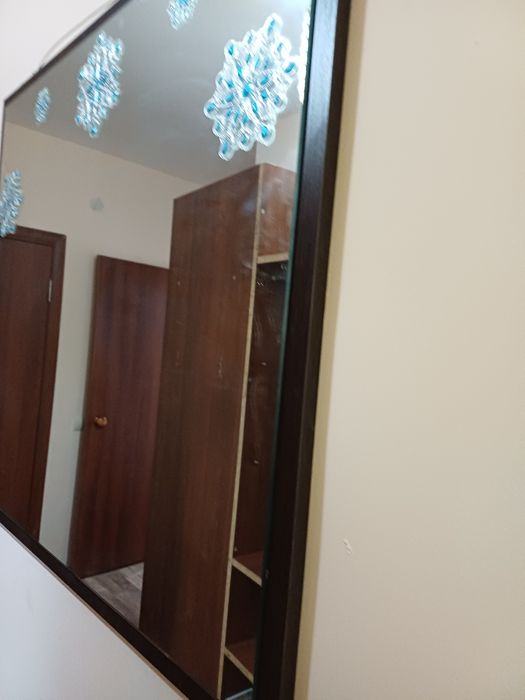 Продам зеркало для прихожей