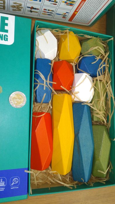 Ново! 12бр. големи дървени камъни Монтесори за игра или декорация