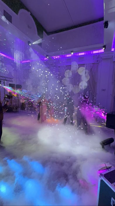 Cabina foto, fum greu, artificii, laser dansul mirilor baloane cu fum