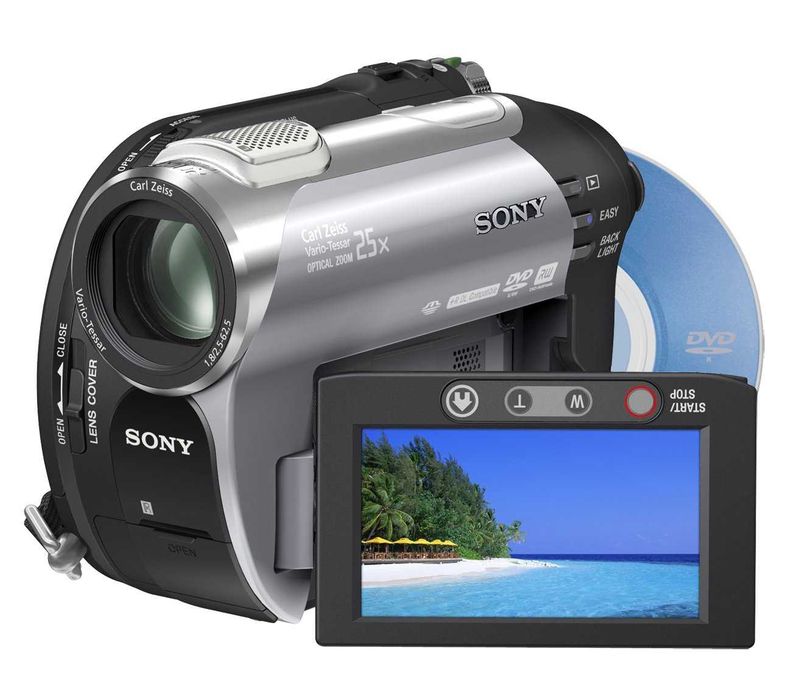Видеокамера Sony DCR-DVD 410 + подарък