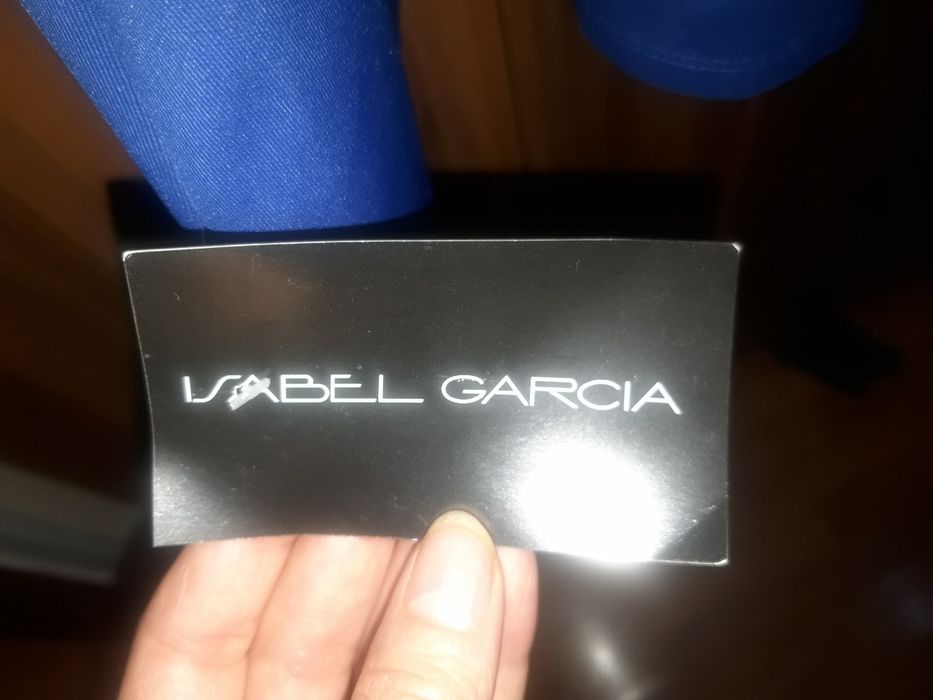 Платья женские, вечерние.