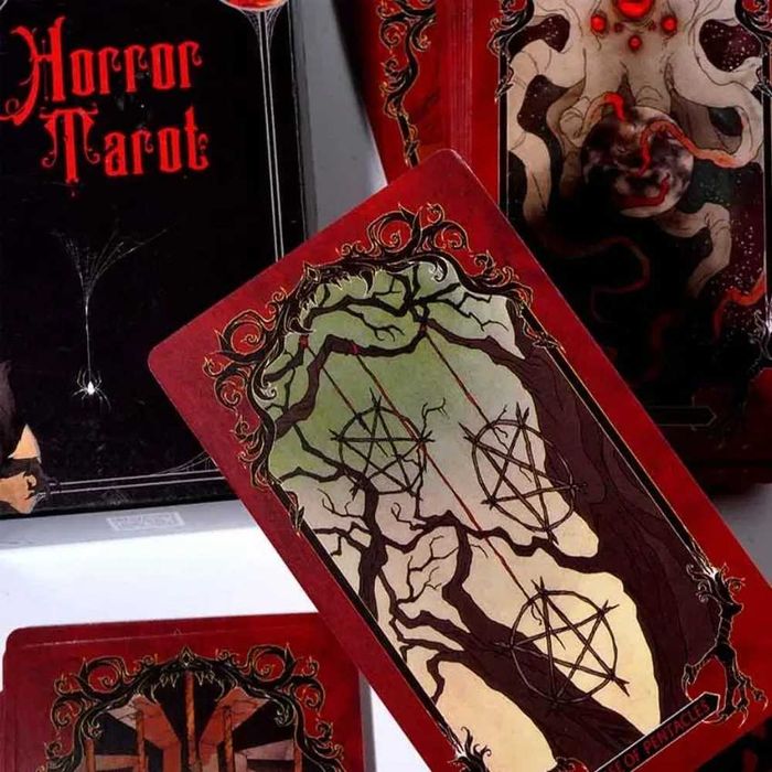Таро. The wandering spirit tarot и Horror Tarot