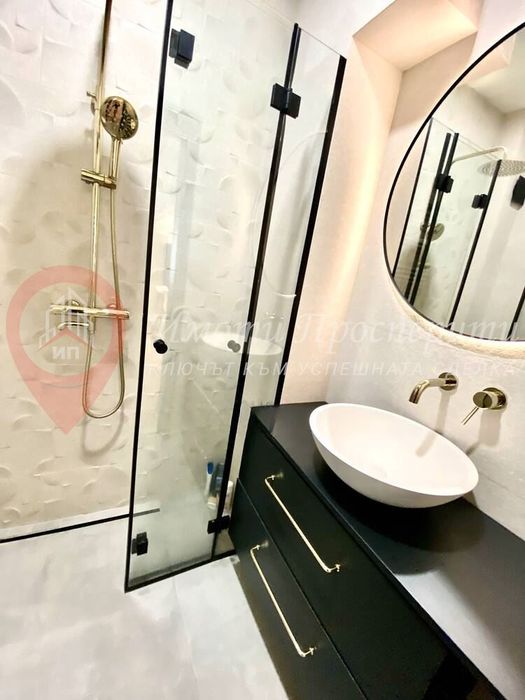 Дава се под наем Тристаен апартамент в София, Център - 90 кв.м за 1400 € - Снимка #9