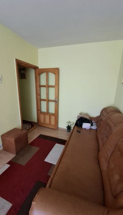 Apartament cu 3 camere Podu Ros