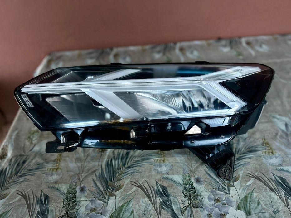 Far Dacia Logan III/Sandero/Stepway/Jogger dreapta+stânga (2021-2025)