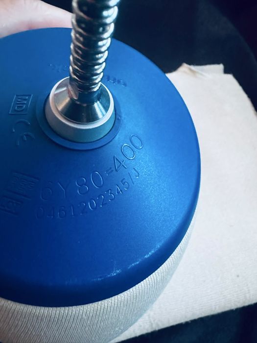 Proteză de coapsă dreaptă – manson silicon + pin