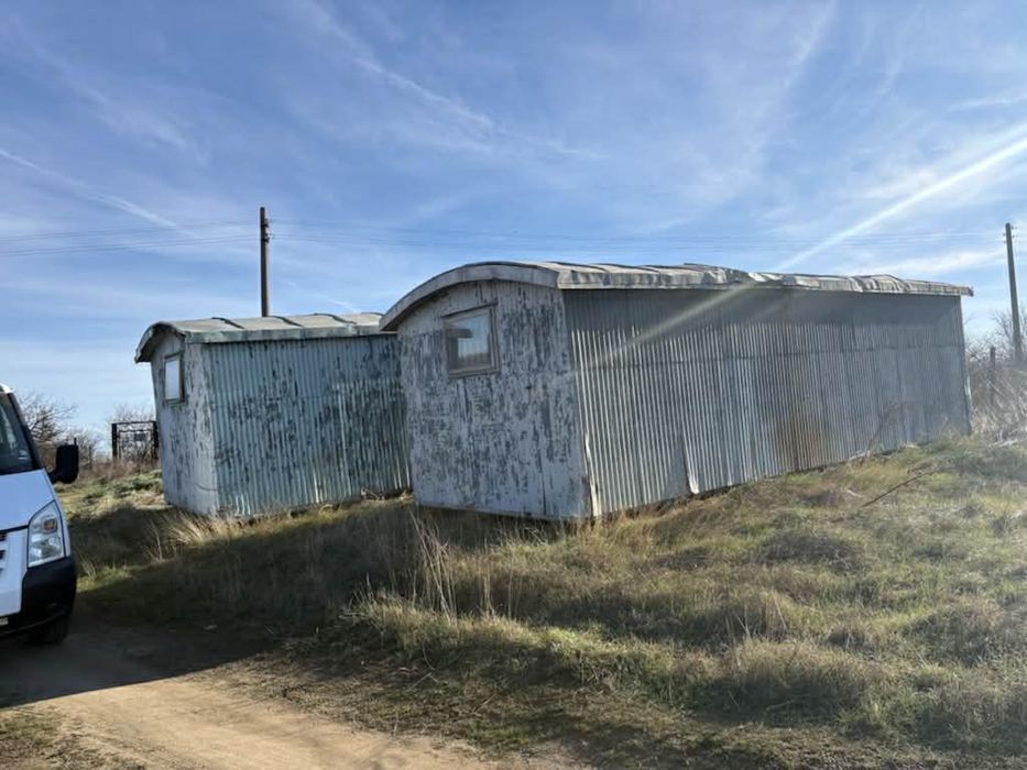 Фургони на шейна