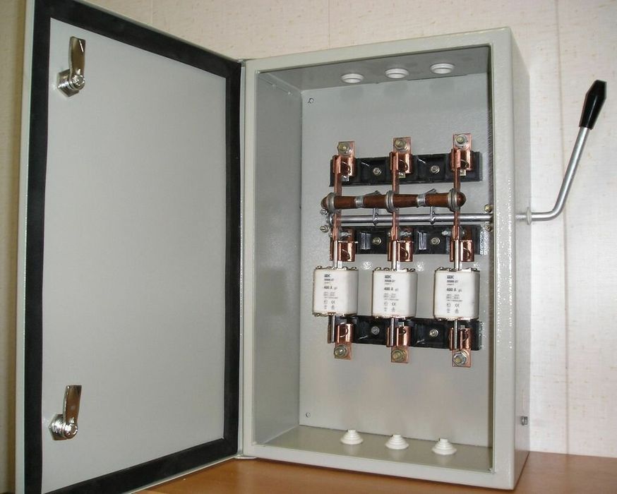 электрик, мастер