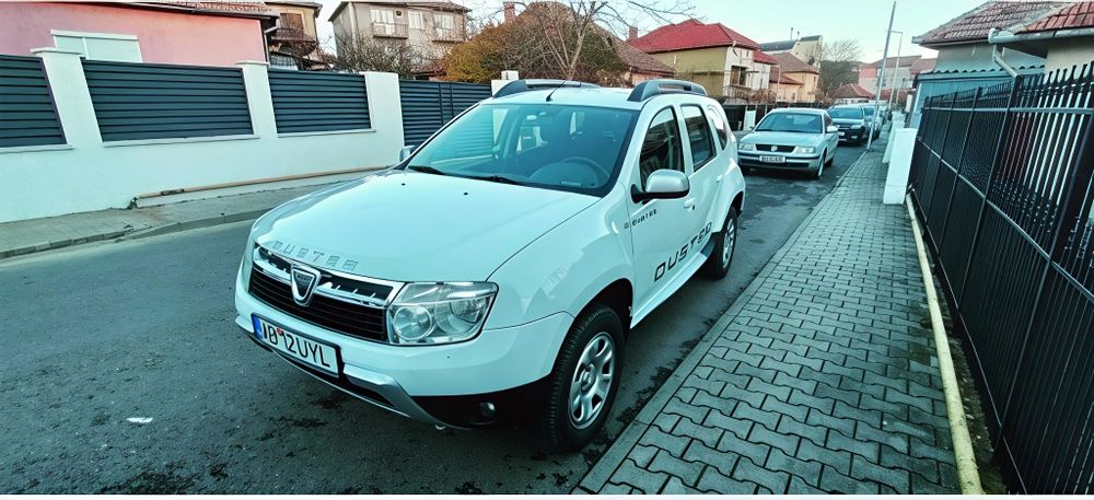 Vând Duster 2011 stare perfecta