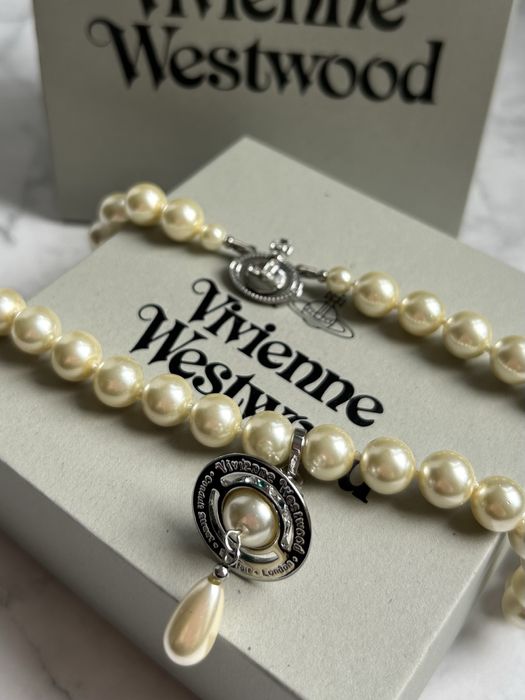 Vivienne Westwood - Колие “One Row Pearl Drop Choker”