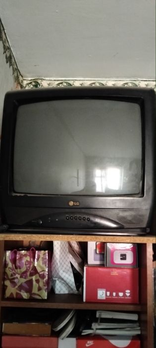 Продаются телевизоры