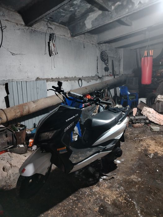 Продам скутер М8 под стант