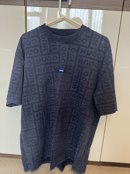 oversize тениска Hugo