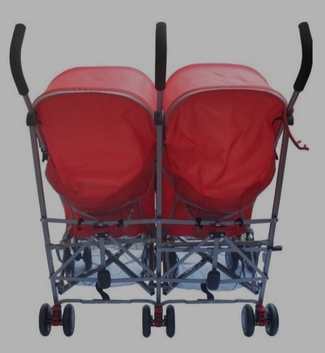 Cărucior gemeni roșu. Primii pași . Tip umbrela