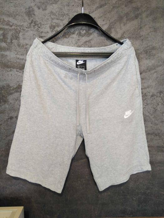 Къси панталони NIKE
