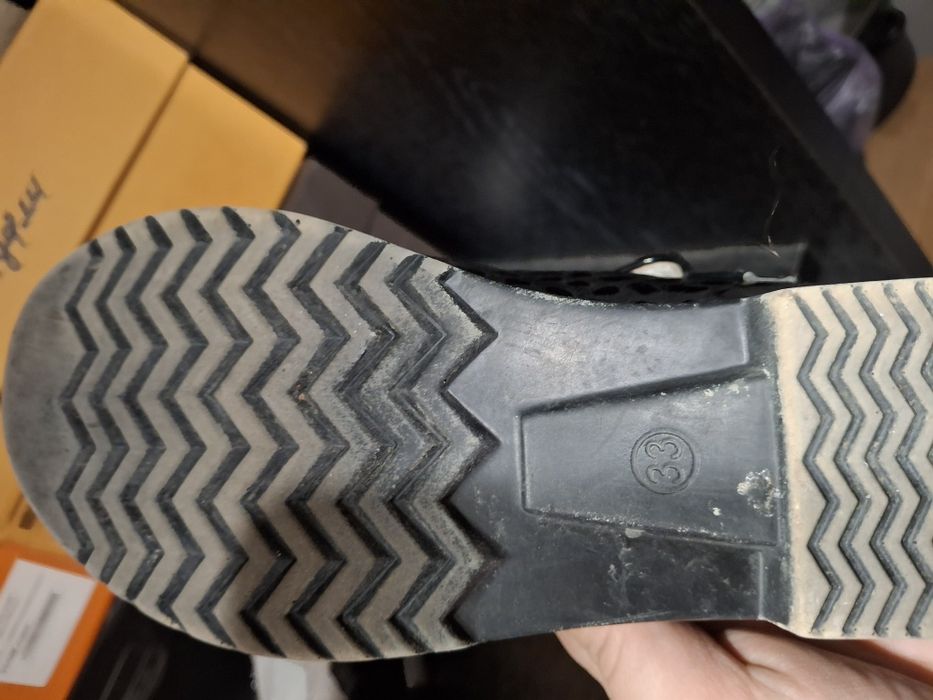 Детская обувь отдам