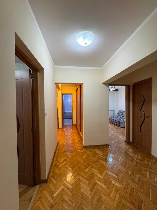 Apartament 3 camere de închiriat – Teiul Doamnei