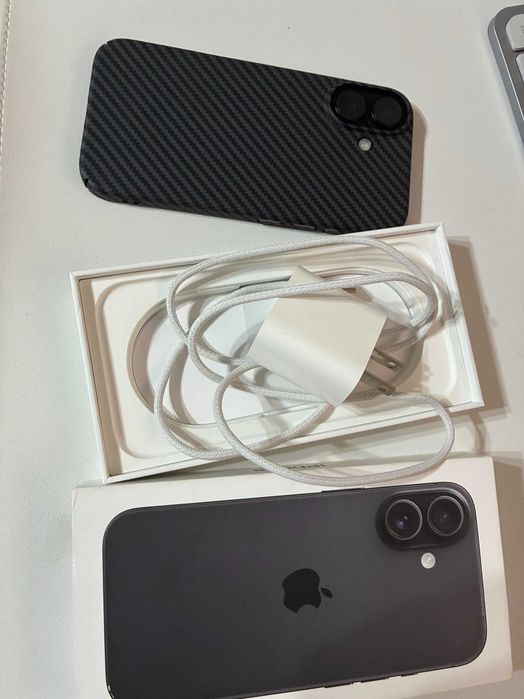 iPhone 16 128Gb состояние нового
