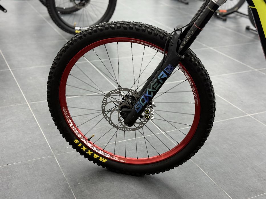 Giant Glory М размер 27.5 цола 1х9 Shimano Saint