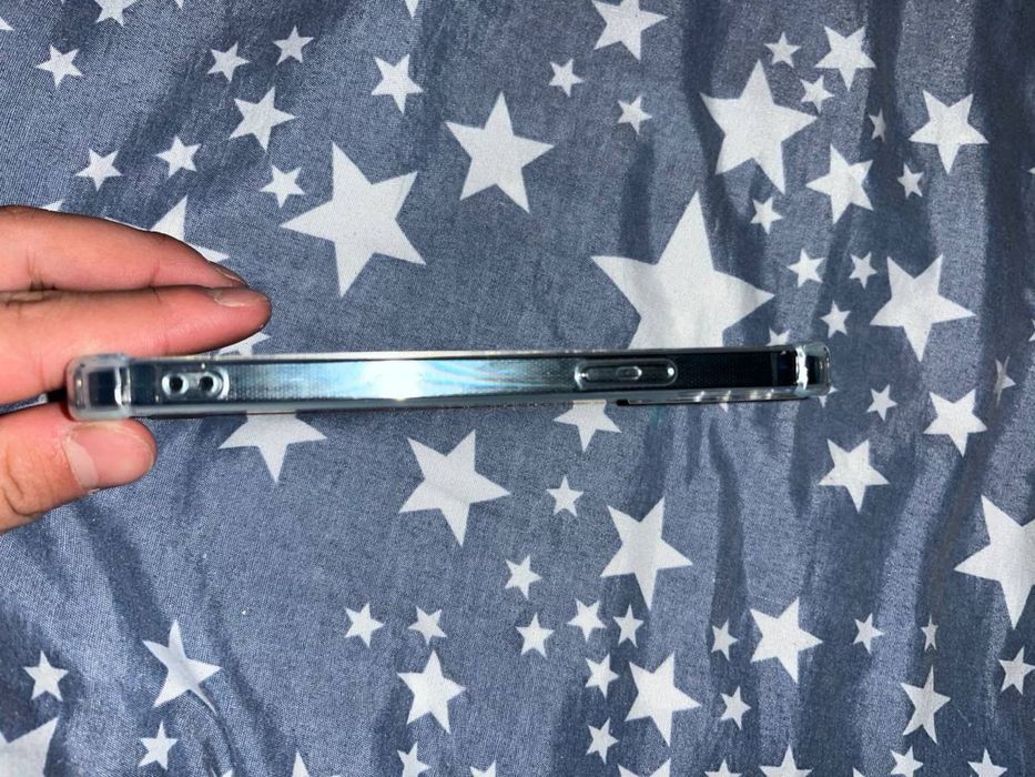 Продам айфон 12про