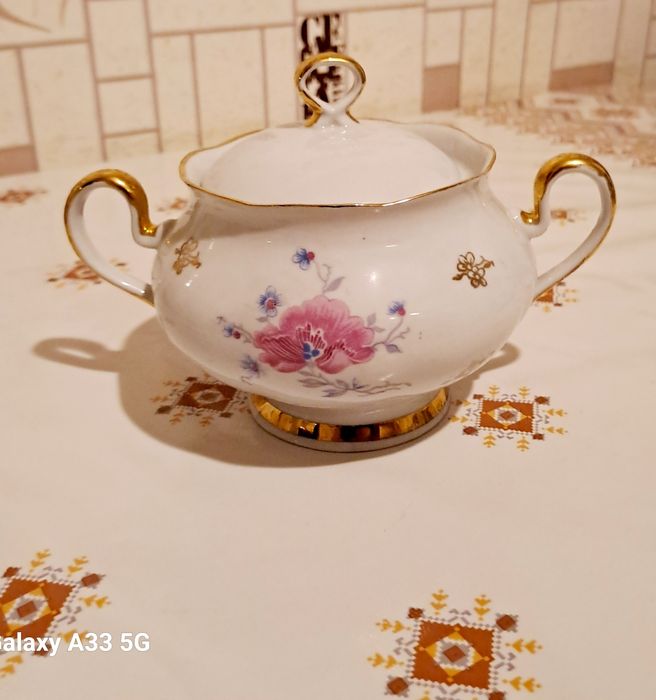 Посуда.  Фарфор.