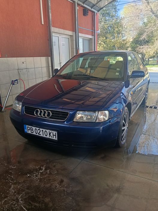 AUDI A3 1.6 Бензин