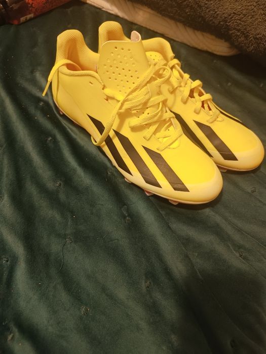 Ghete fotbal adidas crazyfast 42;5