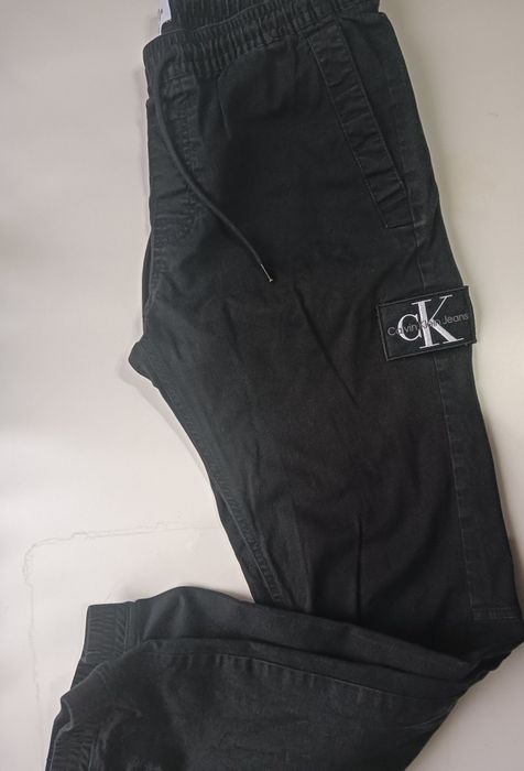 Панталон Calvin Klein M
