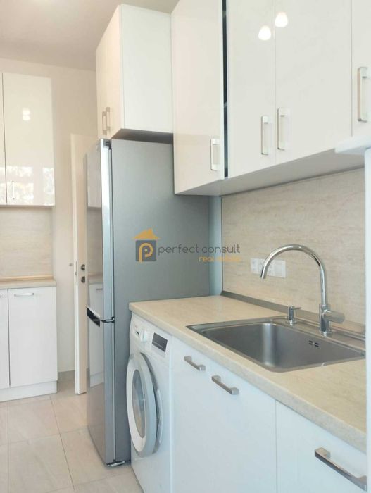 Дава се под наем Тристаен апартамент в Пловдив, Център - 110 кв.м за 1350 € - Снимка #5