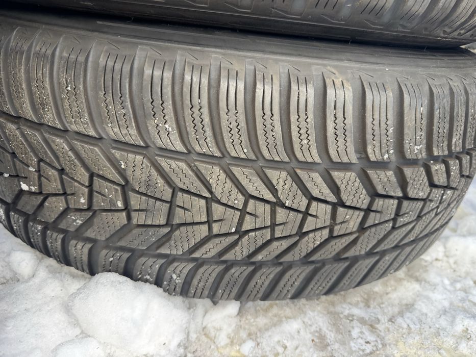 4 anvelope iarnă Hankook Winter i*Cept Evo 3 X – 235/55/R19 105V