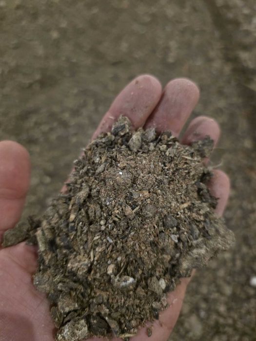 Ingrasamant natural - gainat de pasare nefermentat la cantitati mari