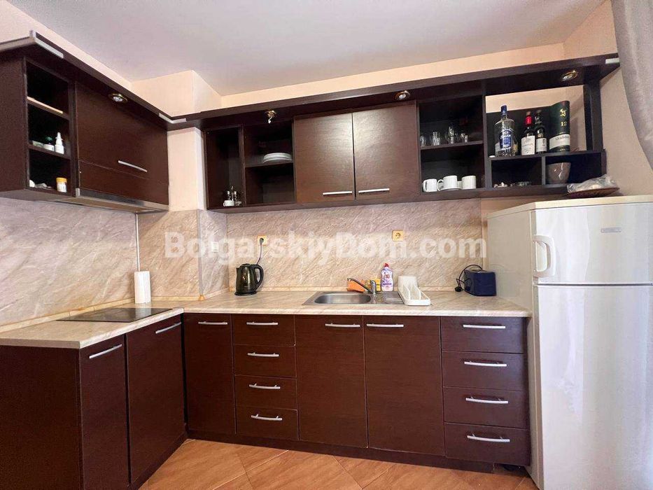 Продава се Двустаен апартамент в Свети Влас - 64 кв.м за 702 €/кв.м - Снимка #2