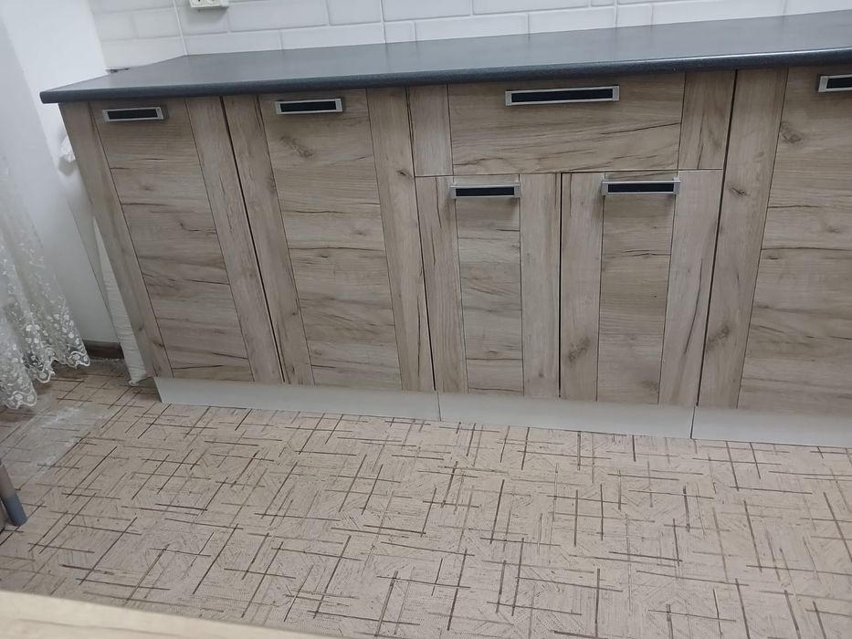 Кухонный гарнитур,прихожка