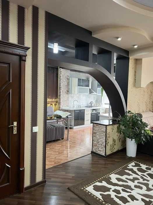 юнусабад 5й квартал 3х ком с ремонтом новостройка Simplex 77м2;