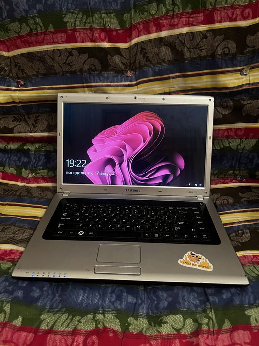 Samsung r518 ноутбук