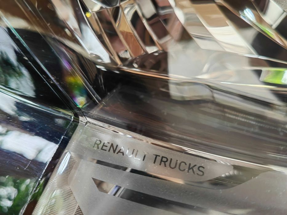 Фарове Renault Range T Evo FULL LED/Фар Renault Range T-EVO Оригинални