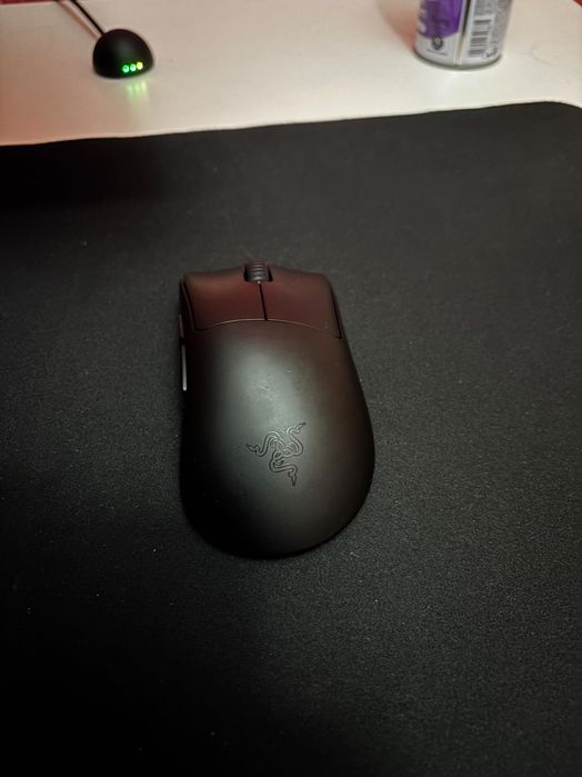Продавам - Razer Deathadder V4 Pro.