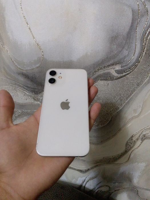 iPhone 12 mini 64 ГБ