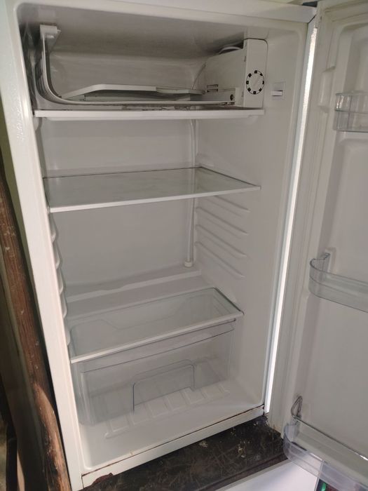 Холодилник музлатгич срочный сотилади